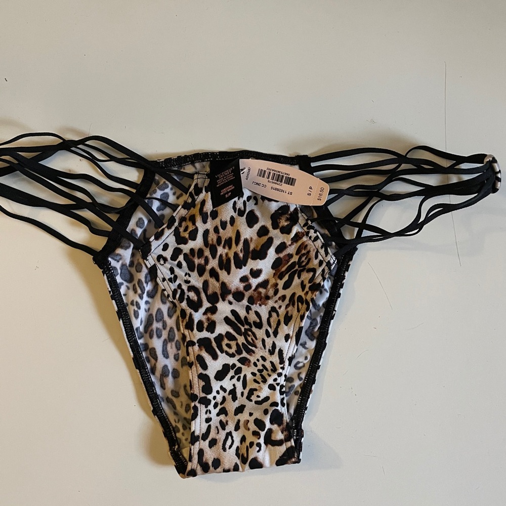 Brand new underwear 🩲